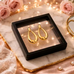 gold-teardrop-statement-earrings-minimalist-drop-jewelry