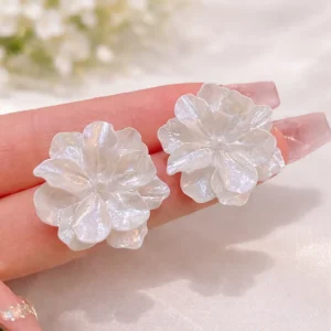 floral-acrylic-stud-earrings-cute-womens-jewellery
